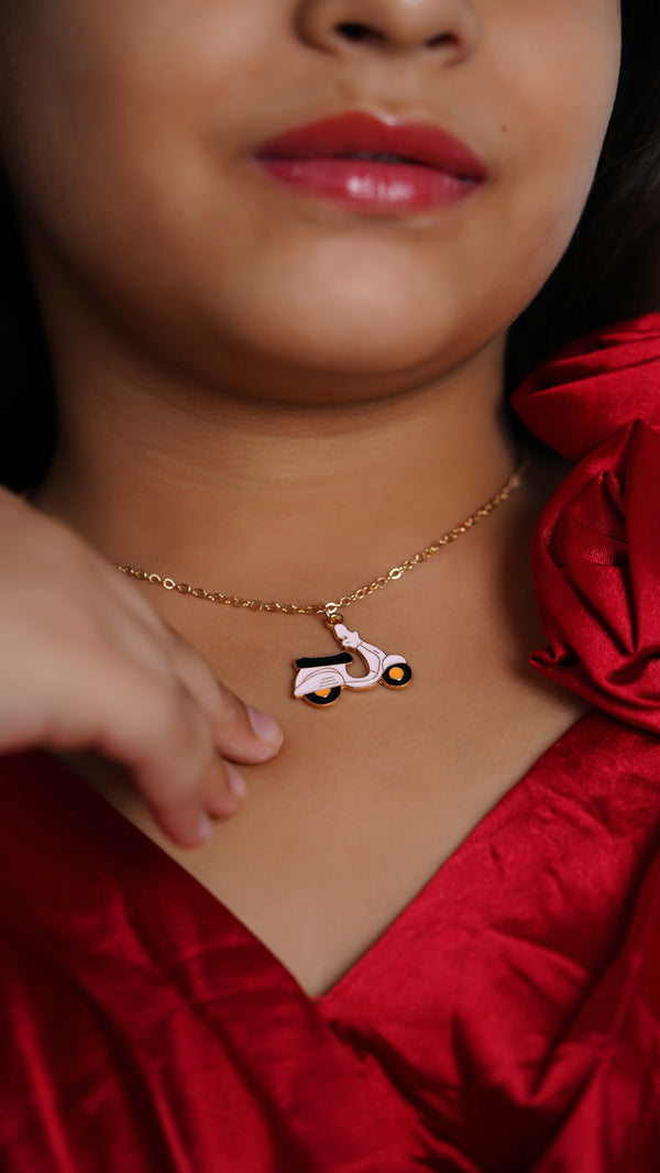 Little Explorer's Chain With 5 Charms