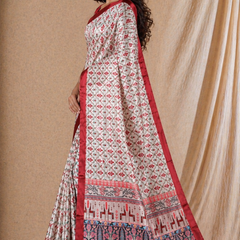 Cream Red Floral Print Chiffon Silk Saree With Elegant Border